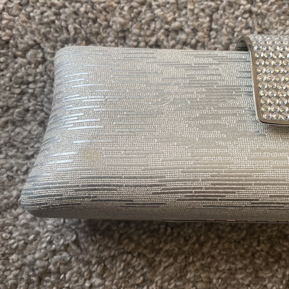 Silver clutch - Picture 4 of 4